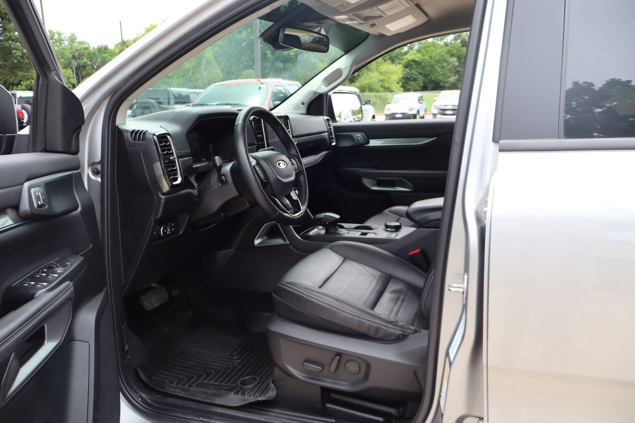 Certified 2024 Ford Ranger Lariat w/ FX4 Off-Road Package AWD/4WD image 28