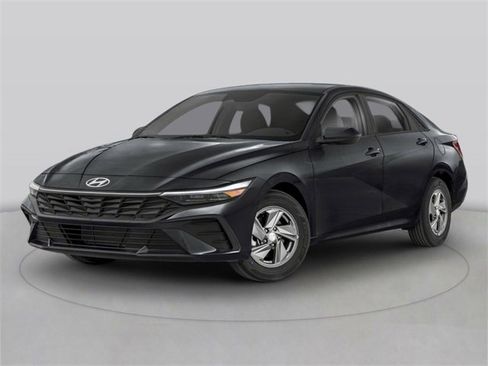 Used 2024 Hyundai Elantra Limited image 1