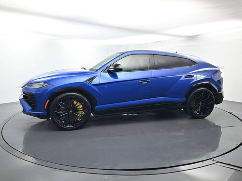 Used 2025 Lamborghini Urus SE AWD/4WD image 2