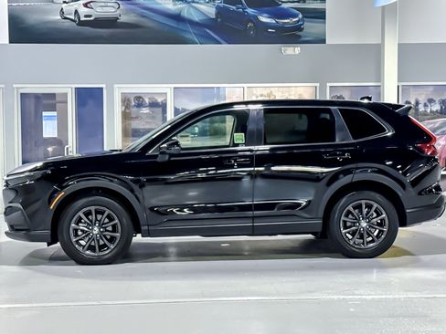 Used 2026 Honda CR-V EX-L image 2