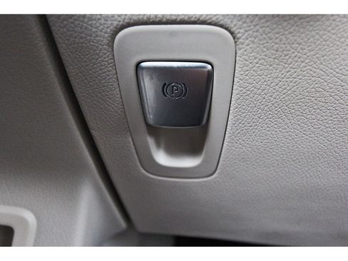 Used 2021 Mercedes-Benz GLC 300 image 25