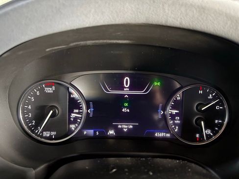 Used 2024 Buick Enclave Premium image 27