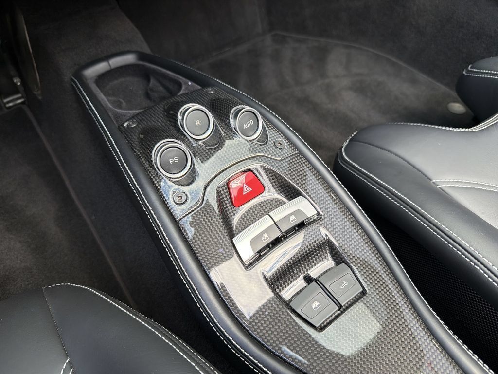 Certified 2013 Ferrari 458 Spider RWD image 17