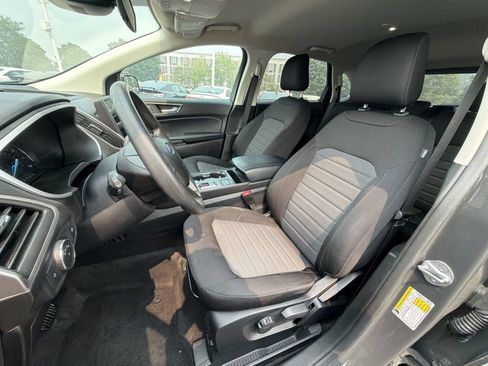 Used 2021 Ford Edge SE AWD/4WD image 12