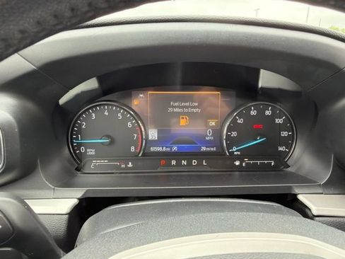 Used 2022 Ford Explorer XLT w/ Equipment Group 202A AWD/4WD image 7