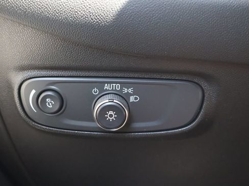 Certified 2021 Chevrolet Equinox LS w/ LS Convenience Package AWD/4WD image 34