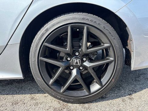 Used 2023 Honda Civic Sport image 5