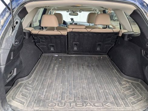 Used 2016 Subaru Outback 2.5i Limited image 16