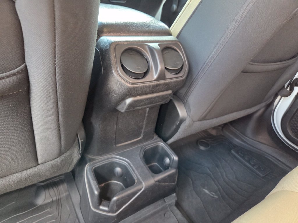 Used 2021 Jeep Gladiator Sport AWD/4WD image 9