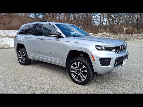 Certified 2022 Jeep Grand Cherokee Overland image 2