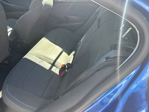 Used 2017 Chevrolet Cruze LT FWD image 21