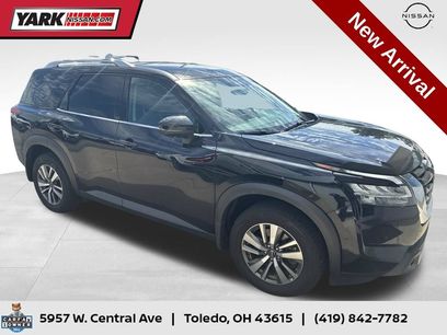 Certified 2024 Nissan Pathfinder SL