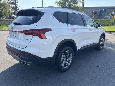 Used 2023 Hyundai Santa Fe SEL w/ Cargo Package AWD/4WD image 9