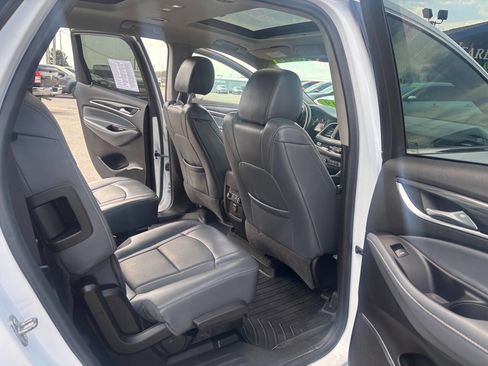 Used 2019 Buick Enclave Essence AWD/4WD image 15