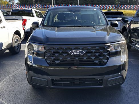 New 2025 Ford Maverick XL image 2