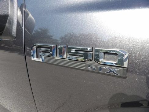 Used 2018 Ford F150 XL w/ Equipment Group 101A Mid RWD image 18