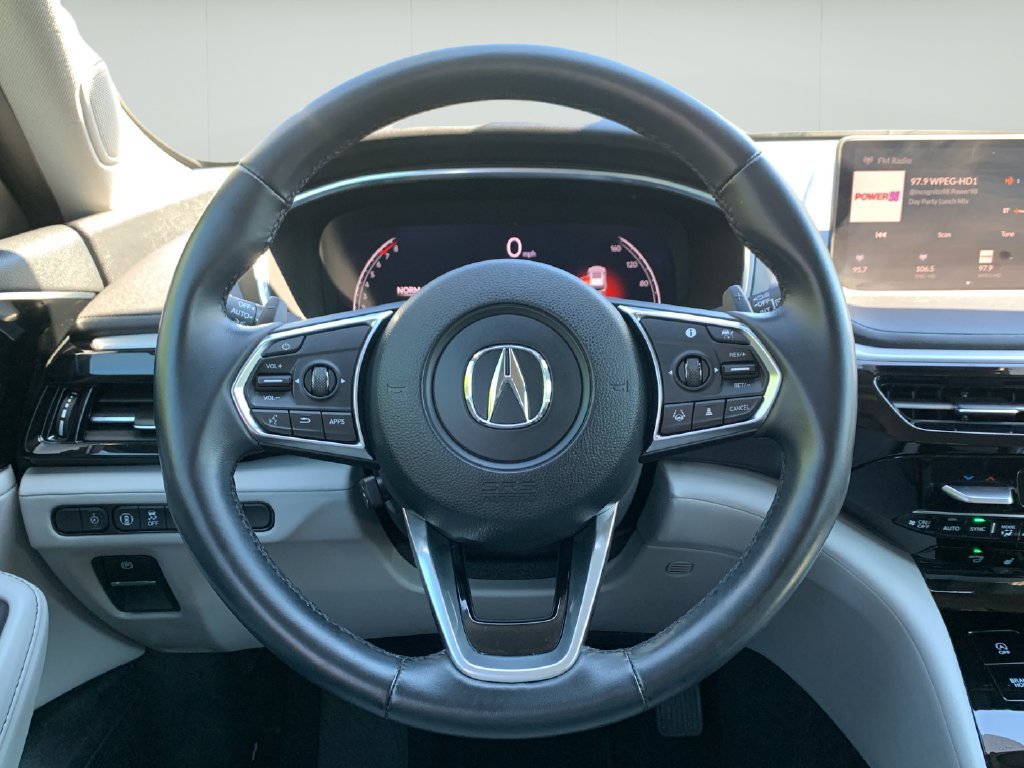 Used 2023 Acura MDX w/ Technology Package FWD image 21