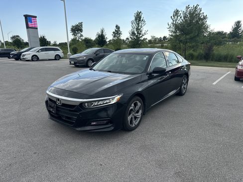 Used 2018 Honda Accord EX image 1