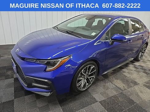 Used 2021 Toyota Corolla SE w/ SE Premium Package FWD image 8
