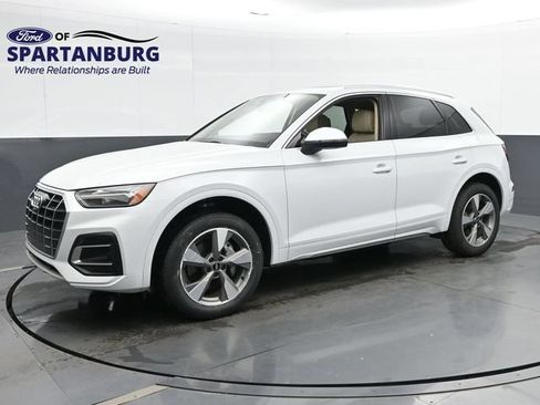 Used 2025 Audi Q5 2.0T Premium Plus w/ Premium Plus Package AWD/4WD image 4