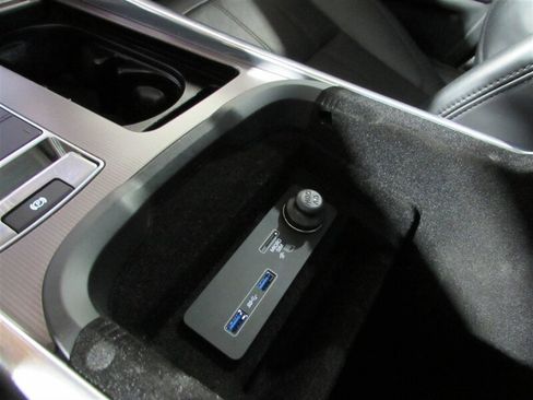 Used 2019 Land Rover Range Rover Sport HSE image 49