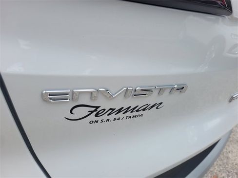 New 2025 Buick Envista Preferred image 9