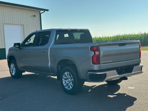 Used 2024 Chevrolet Silverado 1500 LT AWD/4WD image 5
