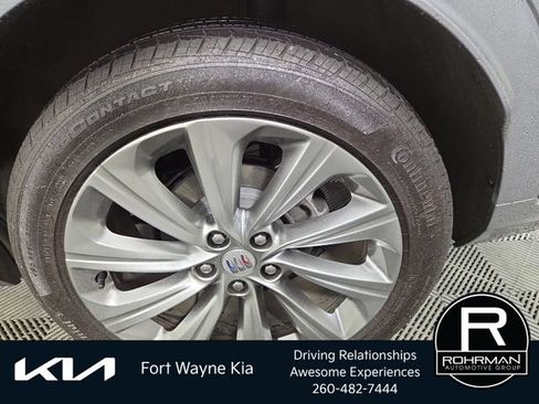 Used 2025 Buick Envista Avenir FWD image 12
