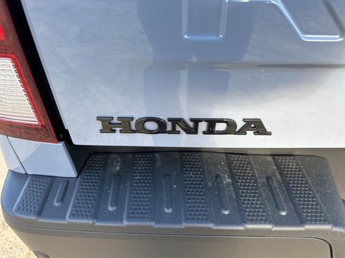 New 2026 Honda Ridgeline Black Edition image 13