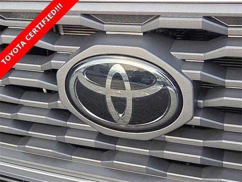 Certified 2021 Toyota Tacoma TRD Off-Road w/ Technology Package image 30