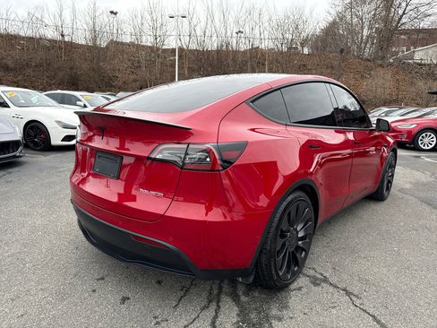 Used 2022 Tesla Model Y Performance image 14