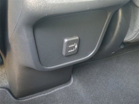 Used 2023 GMC Terrain SLE w/ Elevation Edition image 14