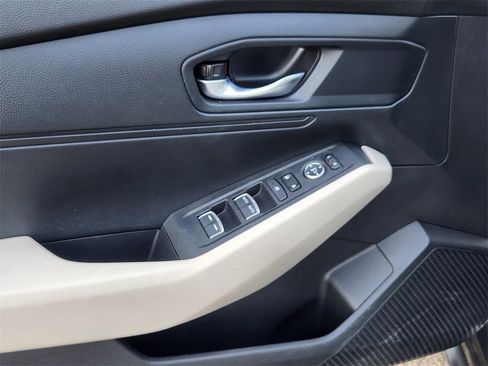 Used 2023 Honda Accord LX image 13