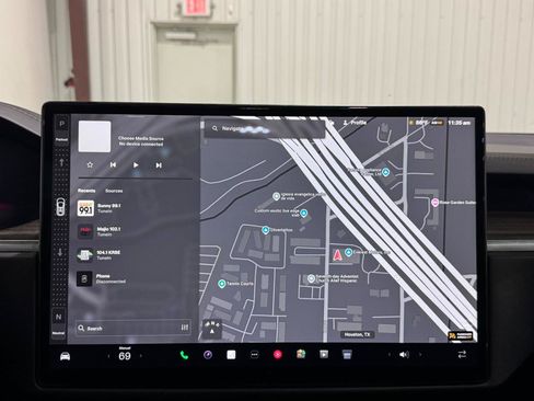 Used 2023 Tesla Model X AWD/4WD image 27