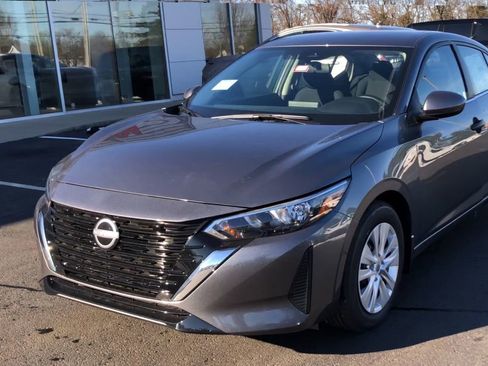 New 2025 Nissan Sentra S image 4