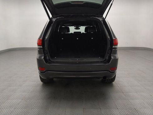 Used 2020 Jeep Grand Cherokee Altitude RWD image 29