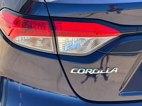 Certified 2024 Toyota Corolla LE FWD image 32
