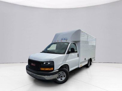 New 2025 GMC Savana 3500 w/ Power Convenience Package
