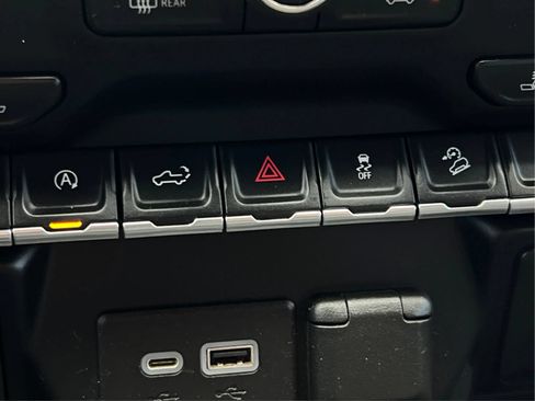 Used 2021 Chevrolet Silverado 1500 RST AWD/4WD image 42