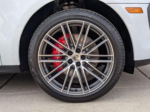 New 2026 Porsche Macan S image 29