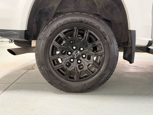 Certified 2026 Chevrolet Colorado W/T w/ WT Custom Package AWD/4WD image 10