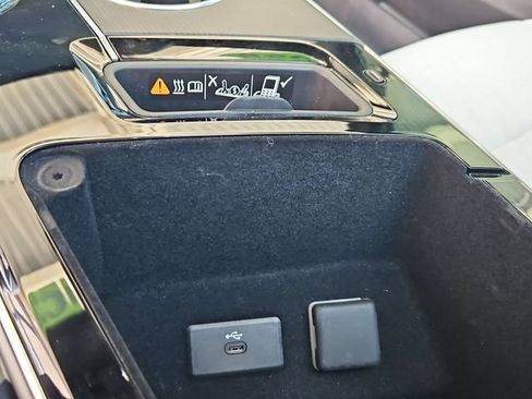 Used 2025 Cadillac Lyriq Sport RWD image 20