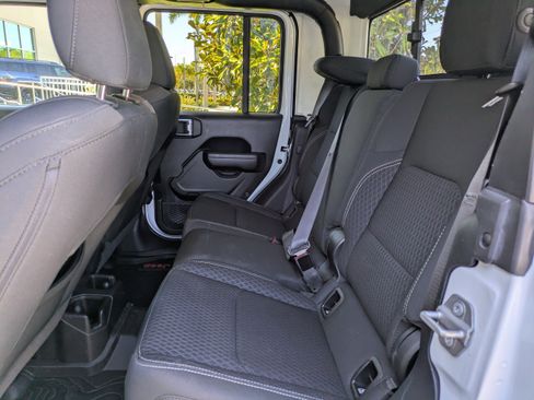 Used 2021 Jeep Gladiator Sport w/ Quick Order Package 24Q 80Th image 16