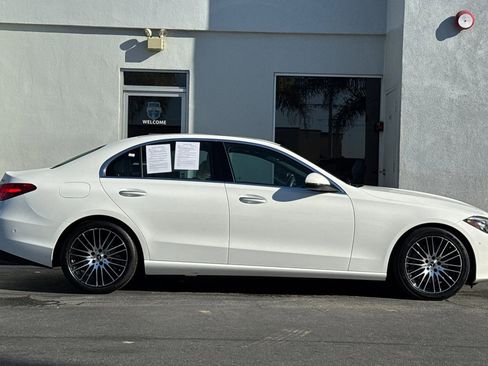 Used 2025 Mercedes-Benz C 300 4MATIC Sedan image 3