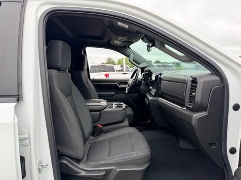 Used 2022 Chevrolet Silverado 1500 RST AWD/4WD image 11