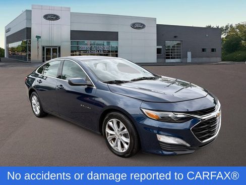 Used 2020 Chevrolet Malibu LT FWD image 2