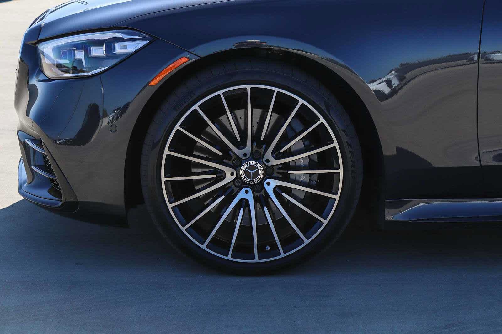 Used 2022 Mercedes-Benz S 580 4MATIC Sedan image 11