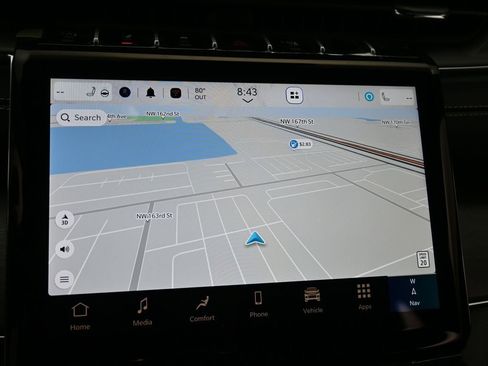 Used 2024 Jeep Grand Cherokee Overland image 11