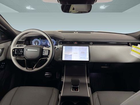 New 2026 Land Rover Range Rover Velar Dynamic SE image 15