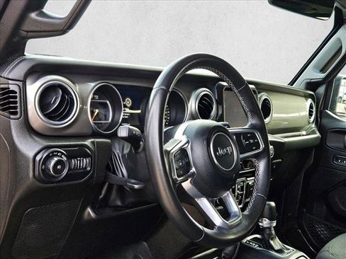 Used 2022 Jeep Wrangler Unlimited Sahara w/ Safety Group AWD/4WD image 11